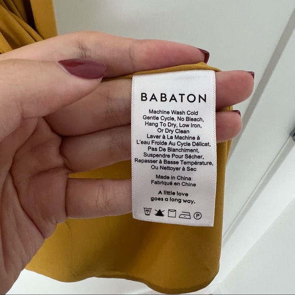 Babaton Aritzia Wallace Wrap Dress. - Picture 5 of 8